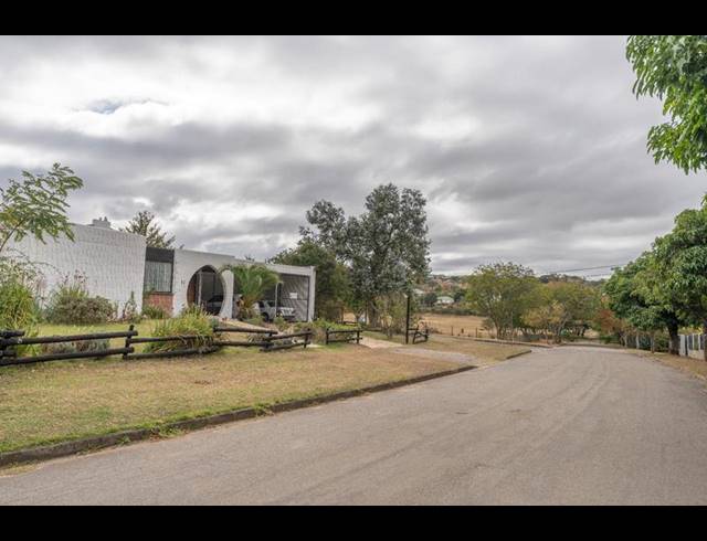 3 BEDROOM HOUSE FOR SALE IN OATLANDS